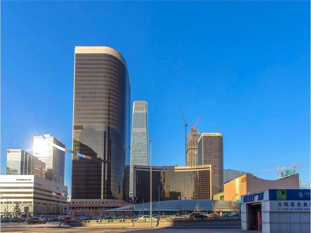 库存型材加工中心设备